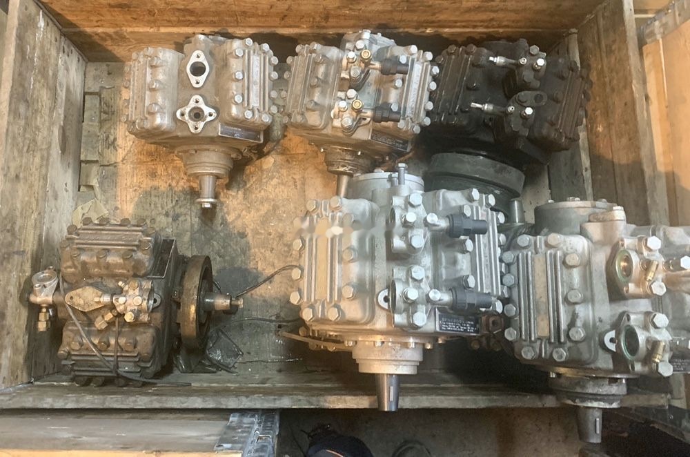 Spheros FKX40/470 28bar FKX40/470 - Compresseur de climatisation pour Bus: photos 4 Spheros FKX40/470 28bar FKX40/470 - Compresseur de climatisation pour Bus: photos 4