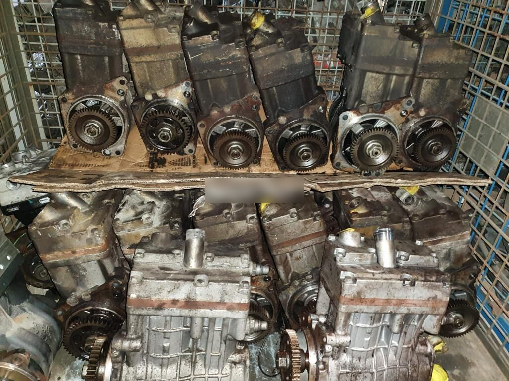 Voith LP490 A4711303215 Mercedes-Benz Actros MP4 Euro 6 A4711303215 Hurt Voith Wabco - Compresseur pour Camion: photos 4 Voith LP490 A4711303215 Mercedes-Benz Actros MP4 Euro 6 A4711303215 Hurt Voith Wabco - Compresseur pour Camion: photos 4