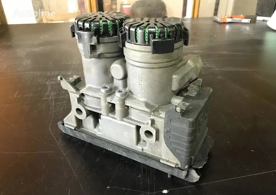 Volvo FH 4 Demontaż K029247 Volvo FH 4 Demontaż K029247 truck - Valve de frein pour Camion: photos 1 Volvo FH 4 Demontaż K029247 Volvo FH 4 Demontaż K029247 truck - Valve de frein pour Camion: photos 1