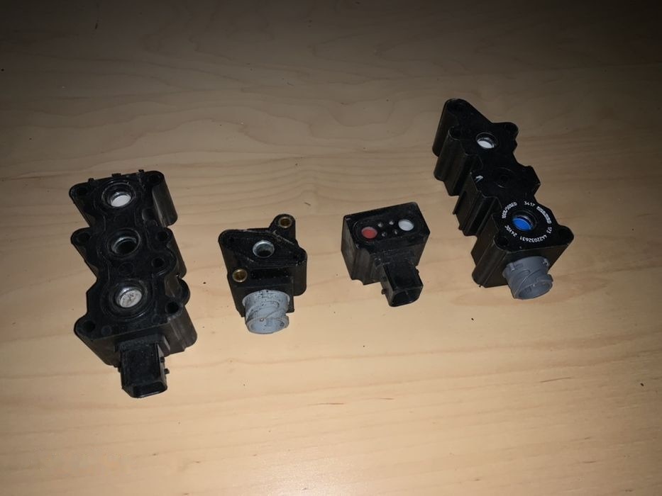 WABCO Cewka zawór osuszacza Volvo ECAS różne rodzaje Hurt części 4422032631 - Valve de frein pour Camion: photos 3 WABCO Cewka zawór osuszacza Volvo ECAS różne rodzaje Hurt części 4422032631 - Valve de frein pour Camion: photos 3