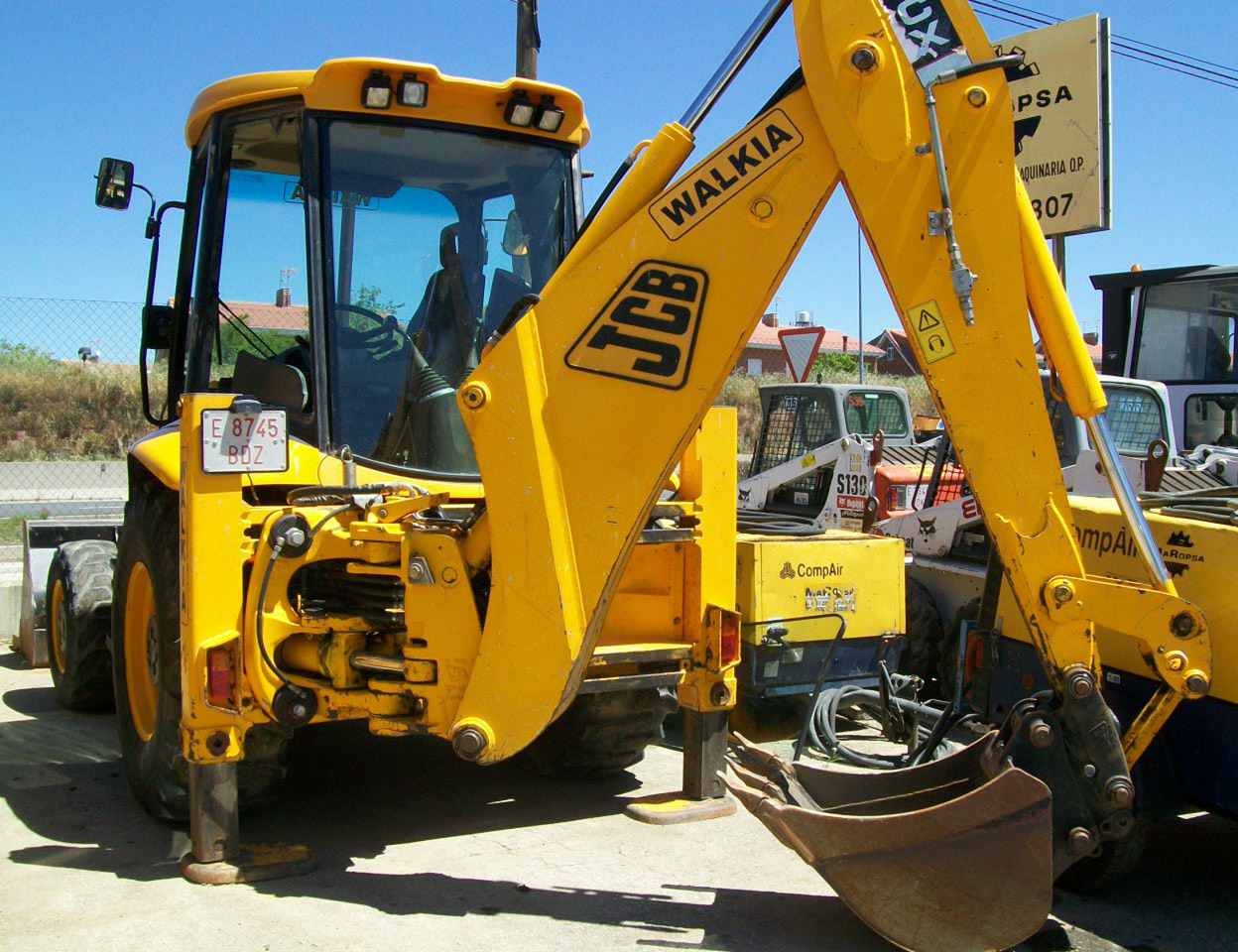 Pala Mixta JCB 3CX 4T - Tractopelle: photos 1 Pala Mixta JCB 3CX 4T - Tractopelle: photos 1