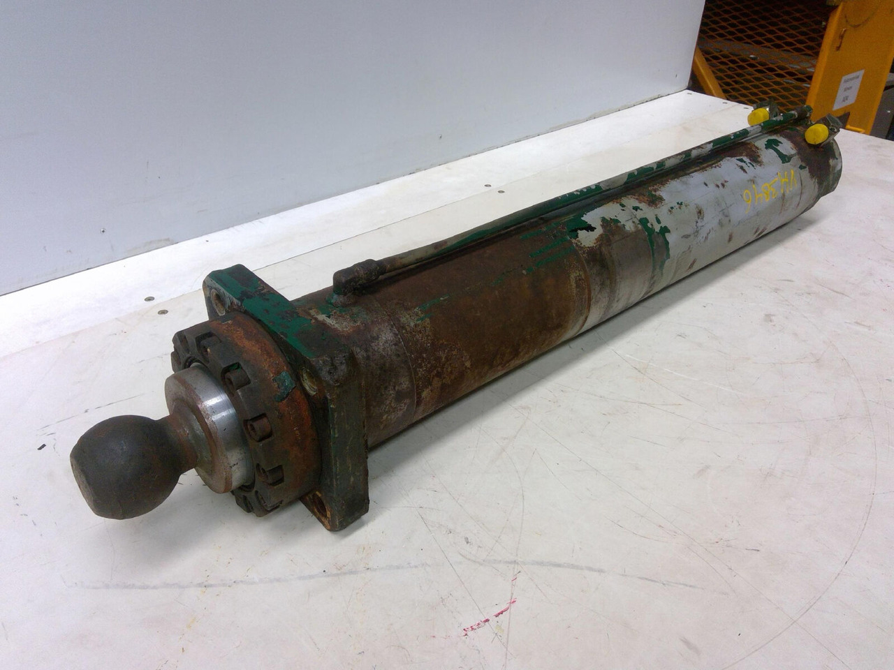 FAUN ATF 30-2 outrigger cylinder - Vérin hydraulique pour Grue mobile: photos 3 FAUN ATF 30-2 outrigger cylinder - Vérin hydraulique pour Grue mobile: photos 3