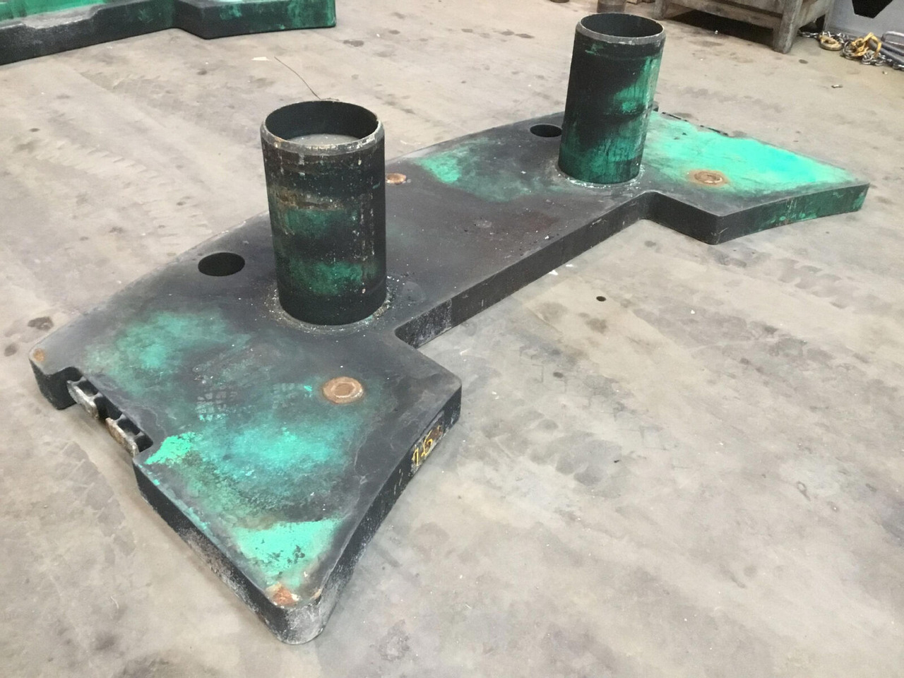FAUN ATF 60-3 counterweight base plate 1,6 ton - Contrepoids pour Grue mobile: photos 1 FAUN ATF 60-3 counterweight base plate 1,6 ton - Contrepoids pour Grue mobile: photos 1