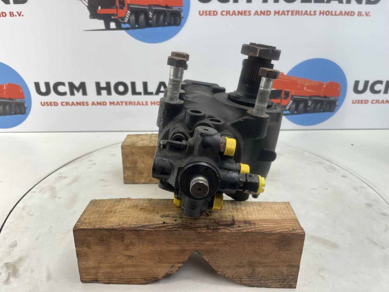 FAUN ATF 60-4 steering box - Boîtier de direction pour Grue mobile: photos 4 FAUN ATF 60-4 steering box - Boîtier de direction pour Grue mobile: photos 4