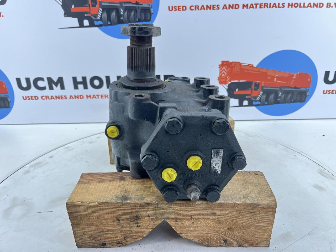 FAUN ATF 60-4 steering gear - Boîtier de direction pour Grue: photos 2 FAUN ATF 60-4 steering gear - Boîtier de direction pour Grue: photos 2