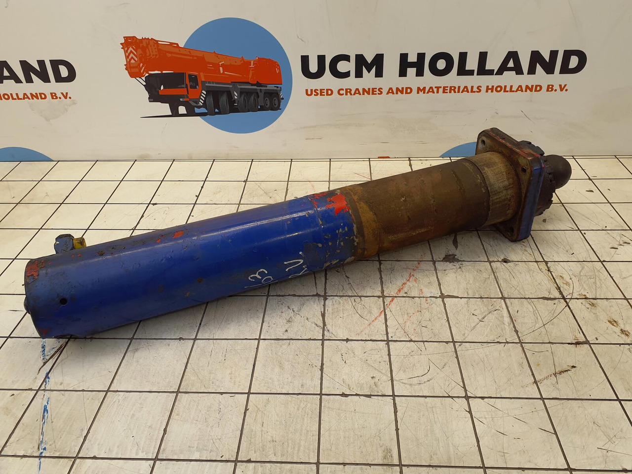 FAUN RTF 45 outrigger support cylinder - Vérin hydraulique pour Grue mobile: photos 1 FAUN RTF 45 outrigger support cylinder - Vérin hydraulique pour Grue mobile: photos 1