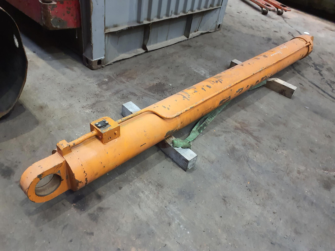 FAUN RTF 50 boom cylinder - Vérin hydraulique pour Grue mobile: photos 4 FAUN RTF 50 boom cylinder - Vérin hydraulique pour Grue mobile: photos 4