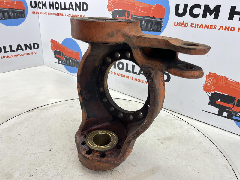 Faun RTF 50 Steering knuckle 16 holes axle 3 right - Fusée d'essieu pour Grue: photos 4 Faun RTF 50 Steering knuckle 16 holes axle 3 right - Fusée d'essieu pour Grue: photos 4