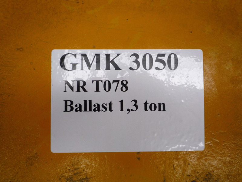 Grove GMK 3050 counterweight 1,3 ton - Contrepoids pour Engins de chantier: photos 2 Grove GMK 3050 counterweight 1,3 ton - Contrepoids pour Engins de chantier: photos 2