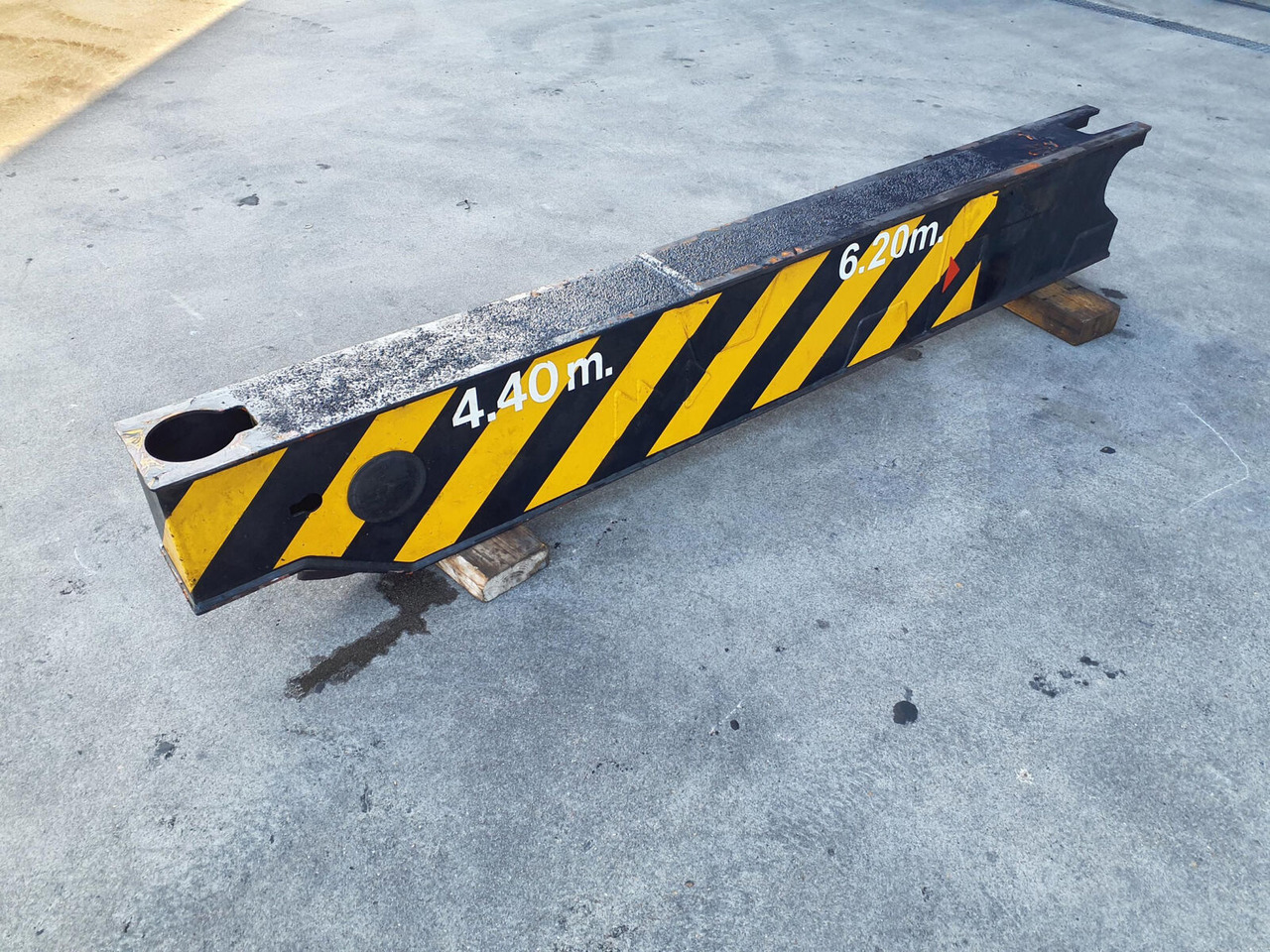 Grove GMK 3050 outrigger beam front - Suspension pour Grue mobile: photos 2 Grove GMK 3050 outrigger beam front - Suspension pour Grue mobile: photos 2