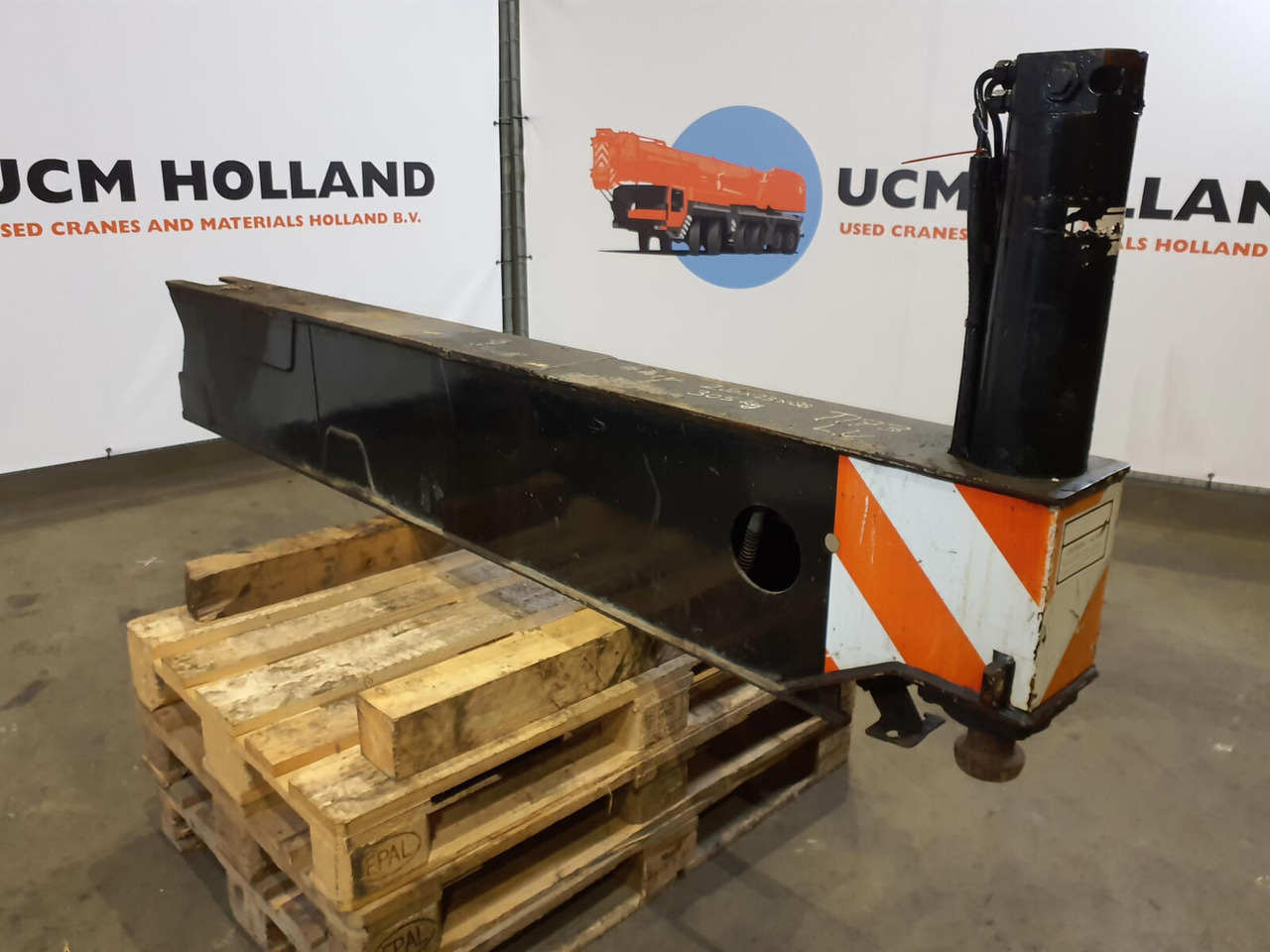 Grove GMK 3055 sliding beam complete front - Suspension pour Grue mobile: photos 1 Grove GMK 3055 sliding beam complete front - Suspension pour Grue mobile: photos 1