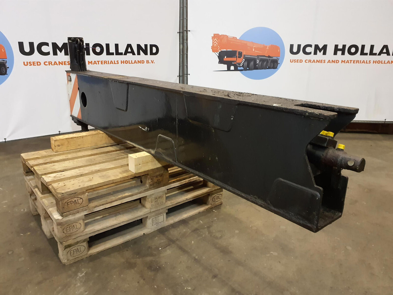 Grove GMK 3055 sliding beam complete rear - Suspension pour Grue mobile: photos 3 Grove GMK 3055 sliding beam complete rear - Suspension pour Grue mobile: photos 3