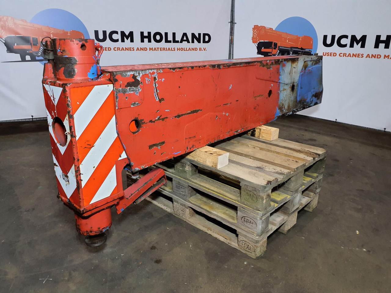 Grove GMK 5130-1 sliding beam complete rear - Suspension pour Grue mobile: photos 2 Grove GMK 5130-1 sliding beam complete rear - Suspension pour Grue mobile: photos 2