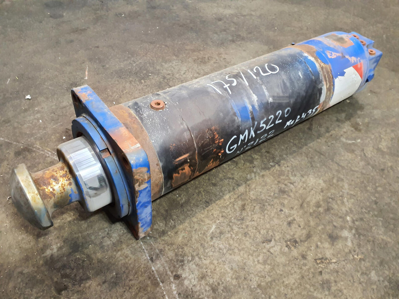 Grove GMK 5220, 5170 outrigger cylinder - Suspension pour Grue mobile: photos 1 Grove GMK 5220, 5170 outrigger cylinder - Suspension pour Grue mobile: photos 1