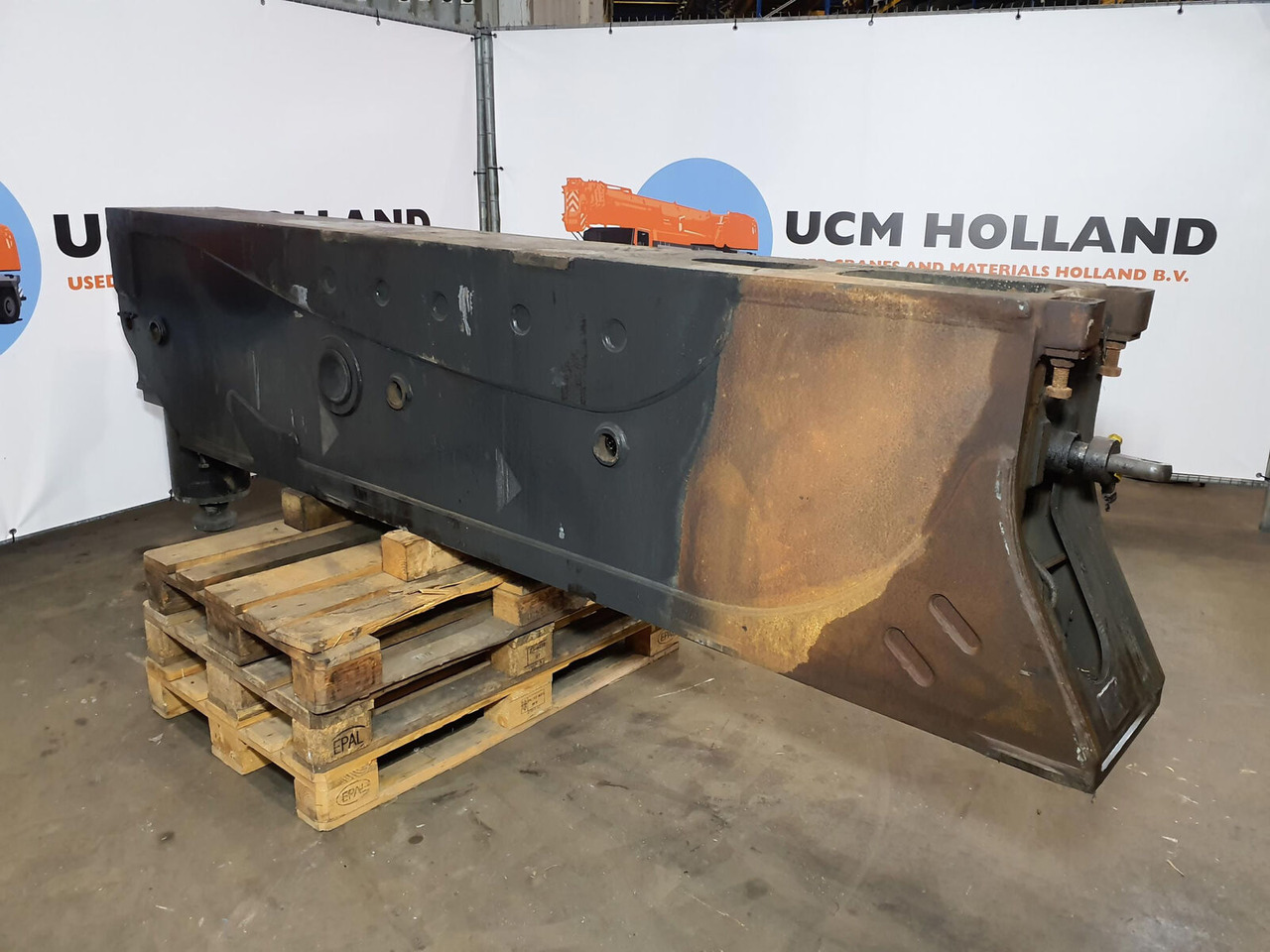 Grove GMK 6400 outrigger beam rear complete - Suspension pour Grue: photos 3 Grove GMK 6400 outrigger beam rear complete - Suspension pour Grue: photos 3