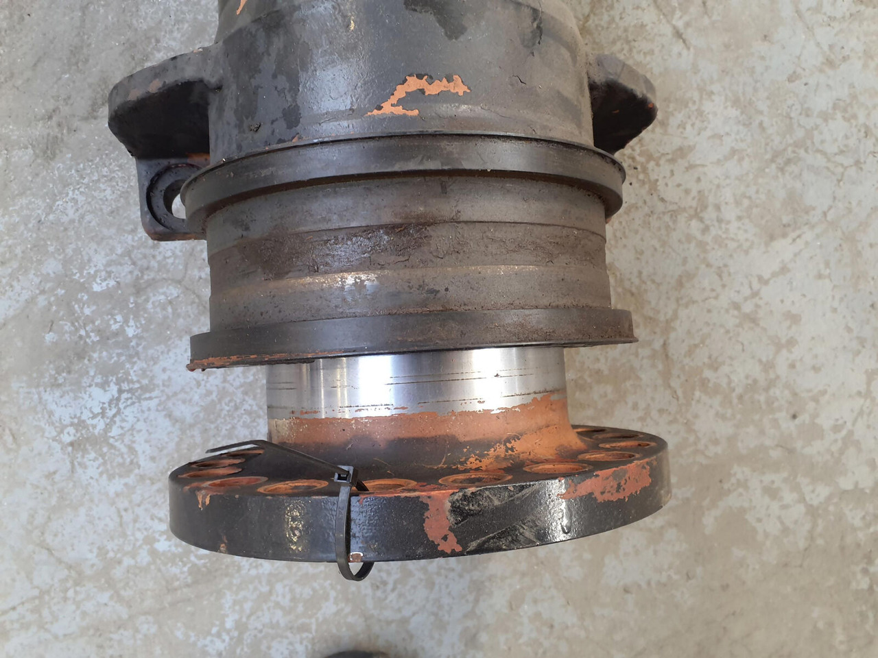 Grove GMK suspension cylinder - Vérin hydraulique pour Grue: photos 5 Grove GMK suspension cylinder - Vérin hydraulique pour Grue: photos 5