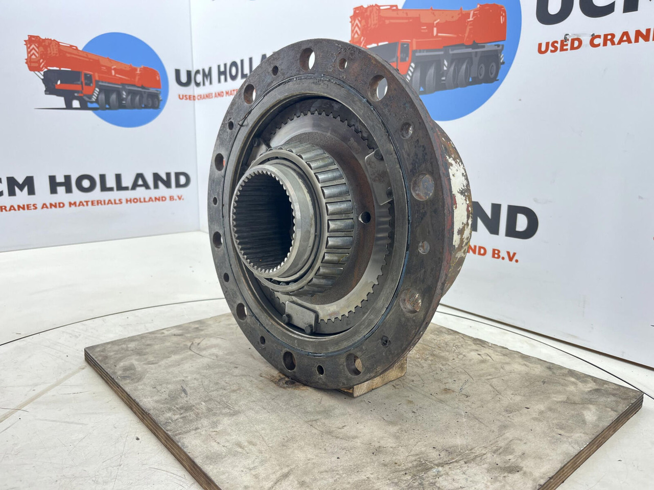Krupp 70 GMT planetary gear 21-21-63-40-3pl-H135-46 - Moteur de translation pour Grue mobile: photos 3 Krupp 70 GMT planetary gear 21-21-63-40-3pl-H135-46 - Moteur de translation pour Grue mobile: photos 3