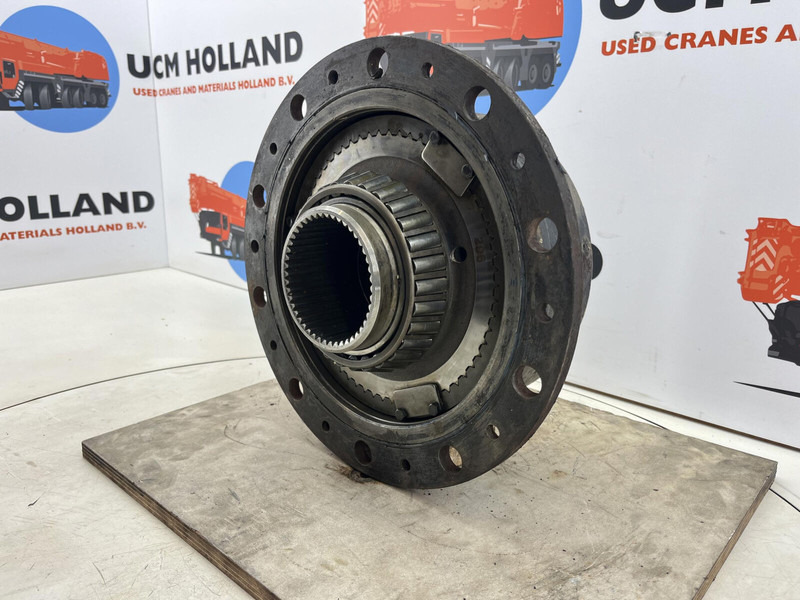 Krupp 70 GMT planetary gear 21-21-63-40-3pl-H135-46 - Suspension pour Grue: photos 3 Krupp 70 GMT planetary gear 21-21-63-40-3pl-H135-46 - Suspension pour Grue: photos 3