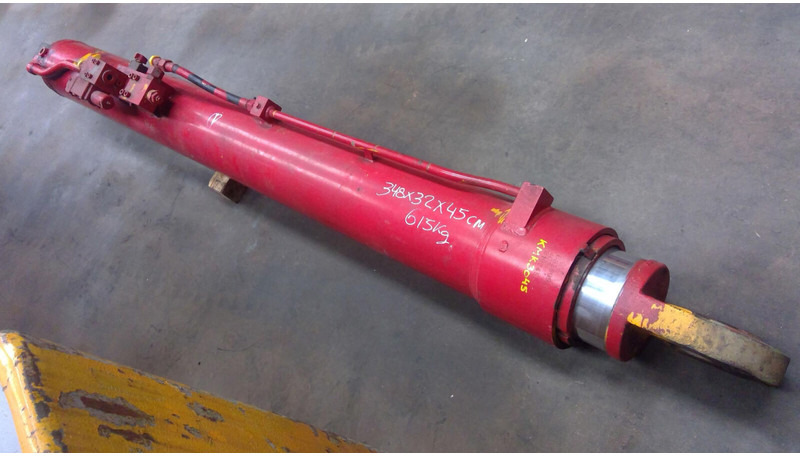 Krupp KMK 3045 boom cylinder - Vérin hydraulique pour Grue: photos 4 Krupp KMK 3045 boom cylinder - Vérin hydraulique pour Grue: photos 4
