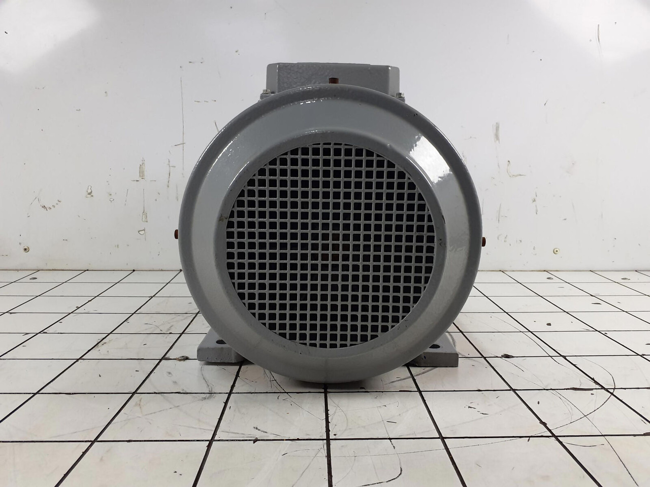 Liebherr ABB Electric motor MBT 160 L - Système électrique pour Grue mobile: photos 5 Liebherr ABB Electric motor MBT 160 L - Système électrique pour Grue mobile: photos 5