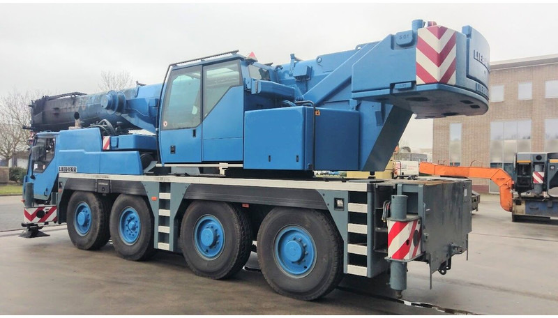 Liebherr LTM 1070-4.1 - Grue tout-terrain: photos 4 Liebherr LTM 1070-4.1 - Grue tout-terrain: photos 4