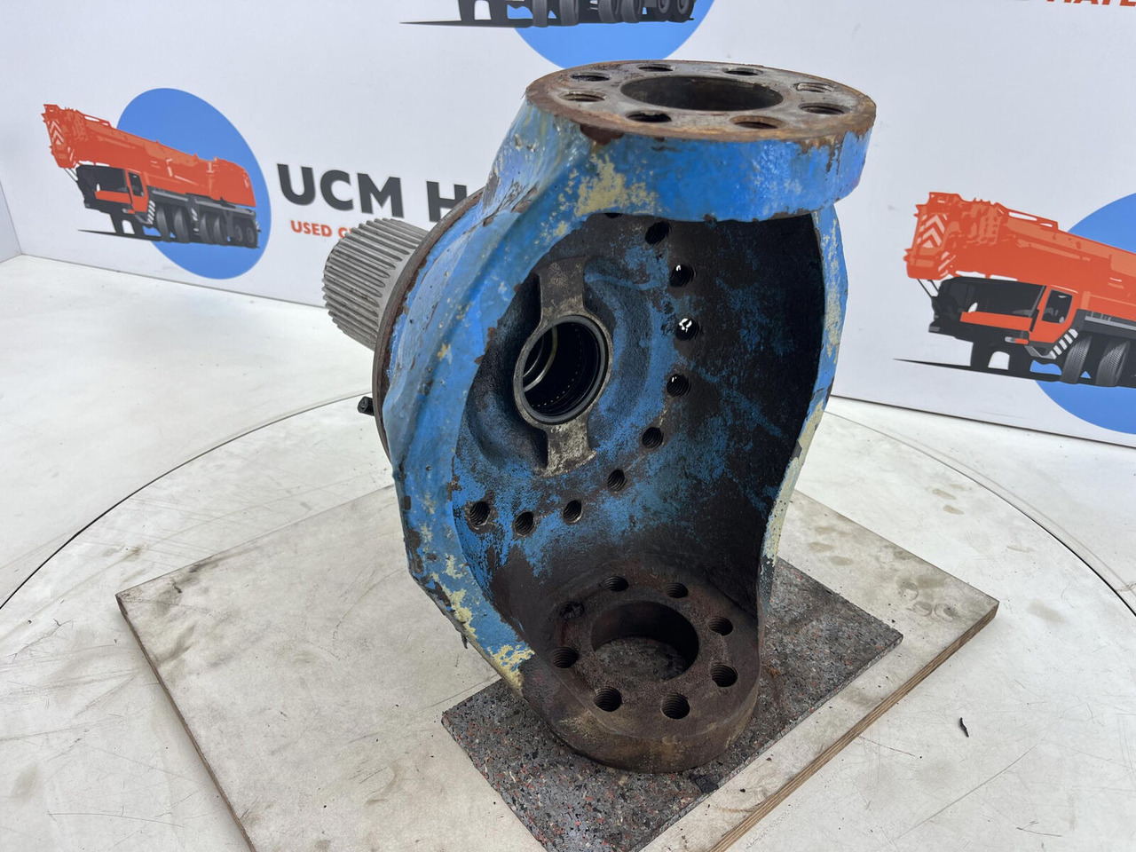 Liebherr LTM 1070 Steering knuckle 16 holes axle 4 - Fusée d'essieu pour Grue mobile: photos 4 Liebherr LTM 1070 Steering knuckle 16 holes axle 4 - Fusée d'essieu pour Grue mobile: photos 4