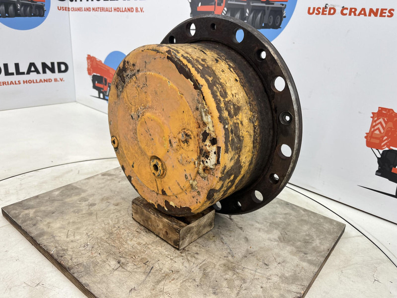 Liebherr LTM 1070 planetary gear 22-25-74-40-3pl-H135-46 - Suspension pour Grue: photos 2 Liebherr LTM 1070 planetary gear 22-25-74-40-3pl-H135-46 - Suspension pour Grue: photos 2