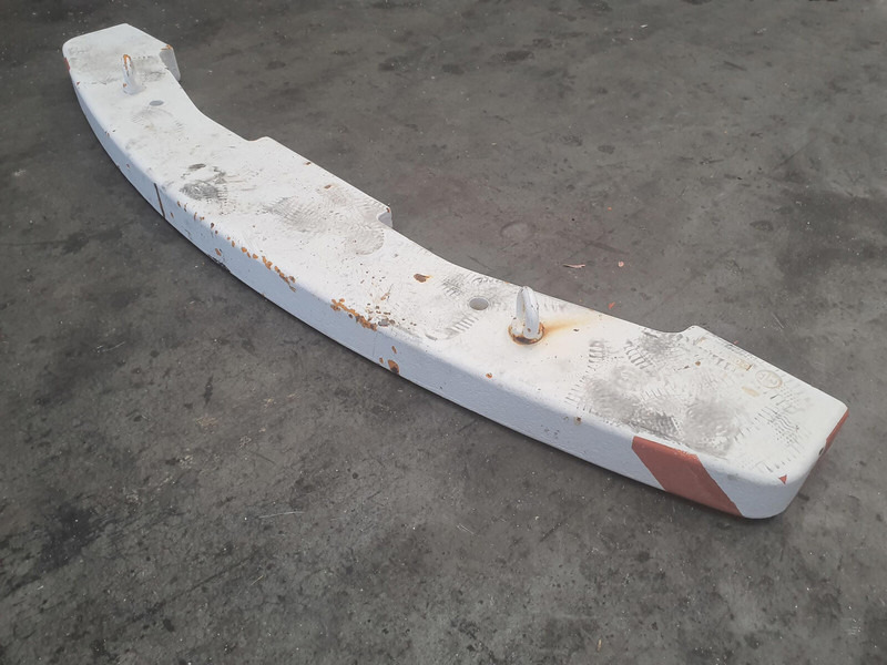 Liebherr LTM 1080-1 counterweight 0,8T - Contrepoids pour Engins de chantier: photos 1 Liebherr LTM 1080-1 counterweight 0,8T - Contrepoids pour Engins de chantier: photos 1