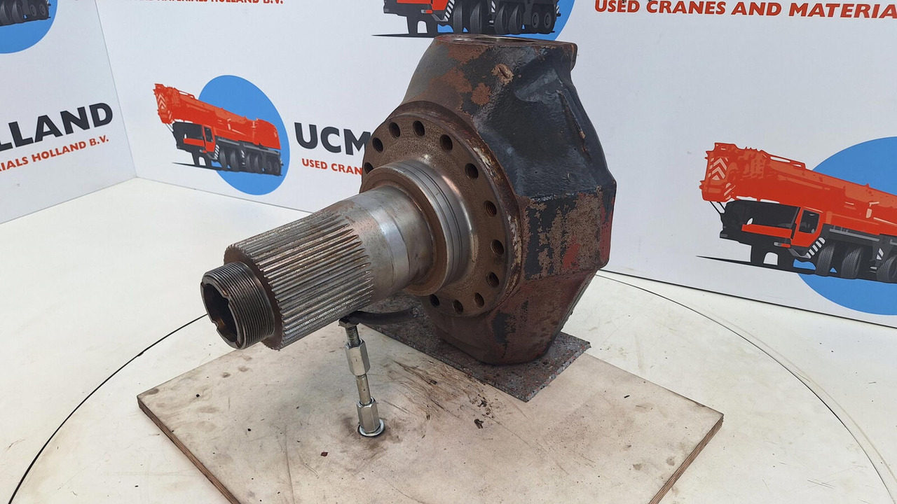 Liebherr LTM 1160/2 Steering knuckle 16 holes axle 1 - Fusée d'essieu pour Grue mobile: photos 1 Liebherr LTM 1160/2 Steering knuckle 16 holes axle 1 - Fusée d'essieu pour Grue mobile: photos 1