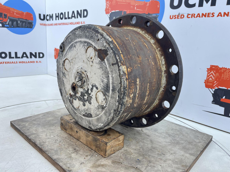 Liebherr LTM 1160 planetary gear 22-25-74-40-4pl-H185-46 - Suspension pour Grue: photos 2 Liebherr LTM 1160 planetary gear 22-25-74-40-4pl-H185-46 - Suspension pour Grue: photos 2