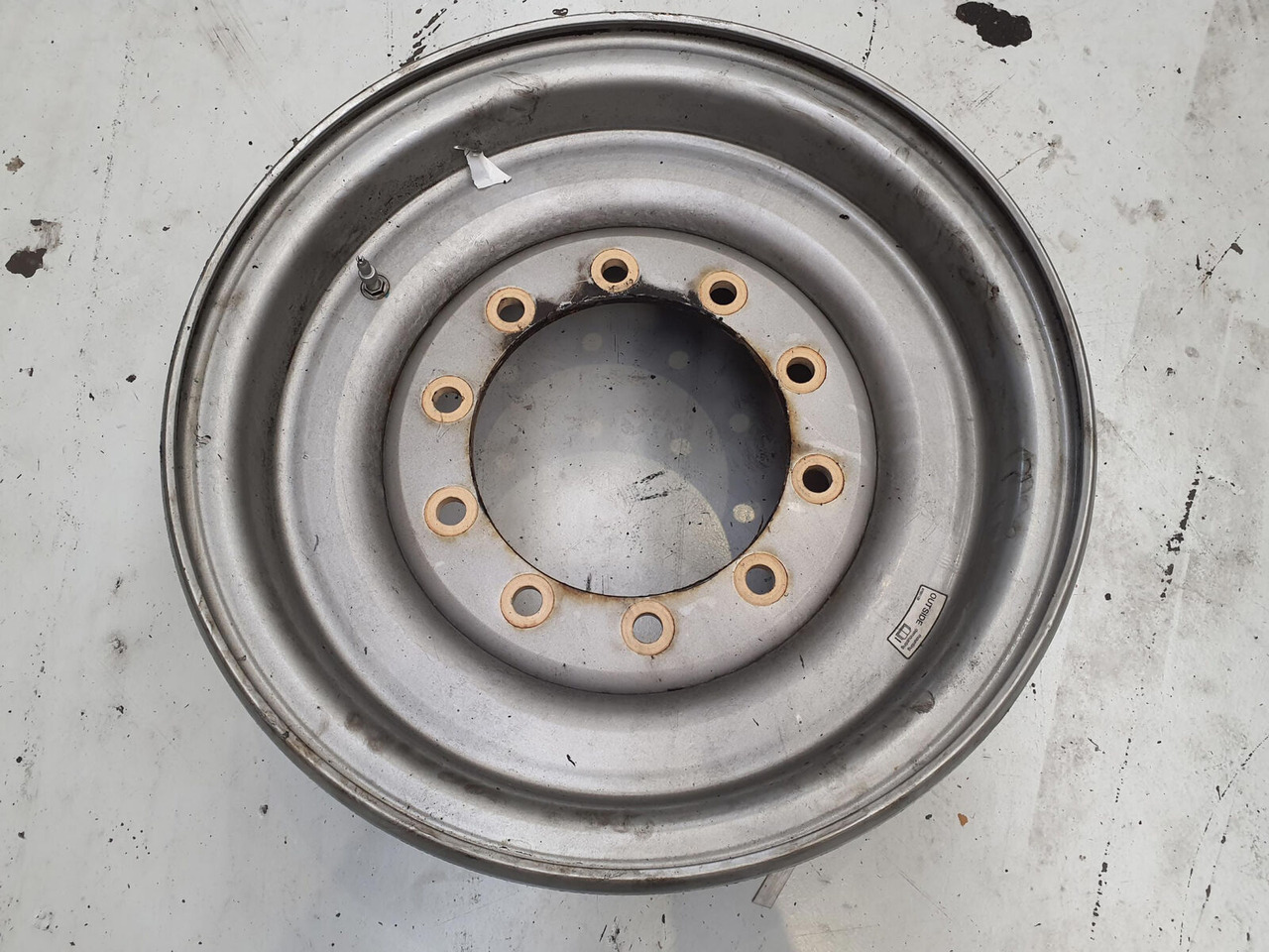 Liebherr Rim 445/95R25 10 12 1p - Jante pour Grue: photos 2 Liebherr Rim 445/95R25 10 12 1p - Jante pour Grue: photos 2