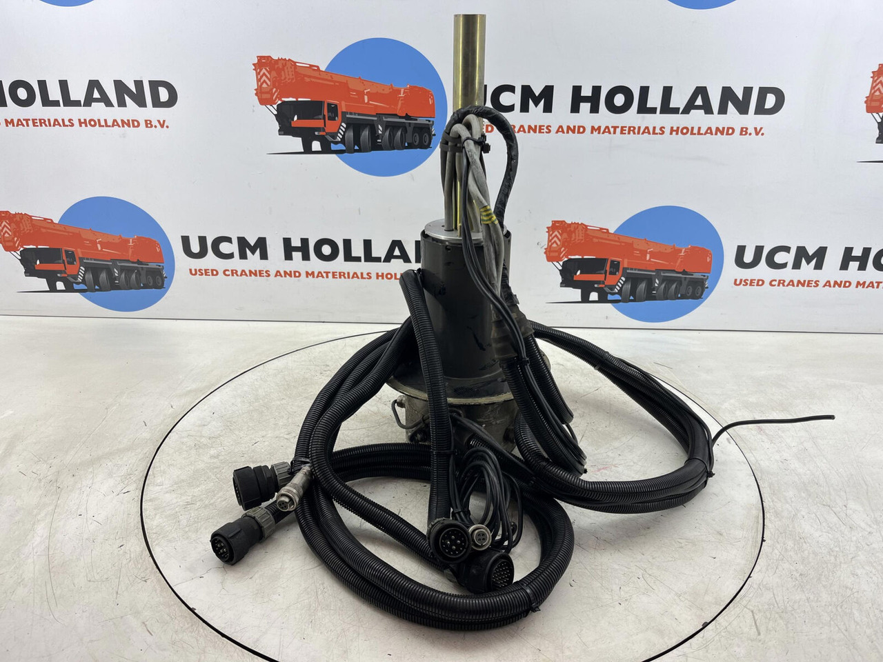 Terex AC slip ring assy - Système électrique pour Grue: photos 2 Terex AC slip ring assy - Système électrique pour Grue: photos 2