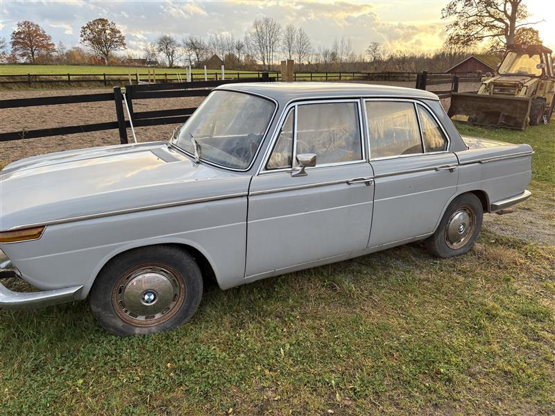 BMW - 1800 1966 - Voiture: photos 2 BMW - 1800 1966 - Voiture: photos 2