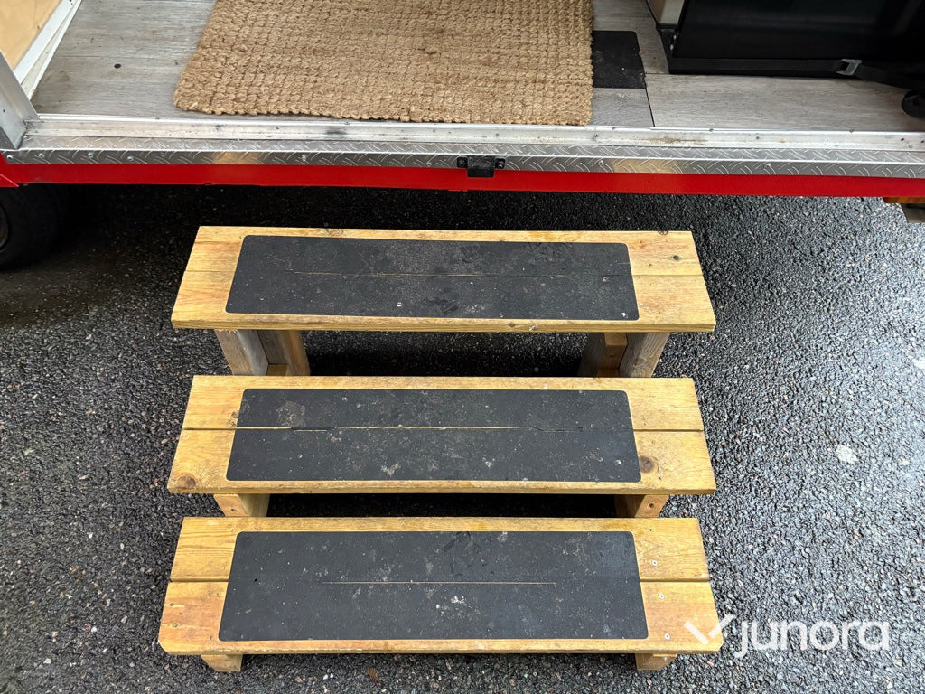 Remorque magasin Försäljningsvagn: photos 30 Remorque magasin Försäljningsvagn: photos 30