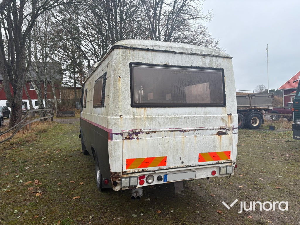 Husbil - Mercedes Benz, L 508 D35 - Fourgon aménagé: photos 4 Husbil - Mercedes Benz, L 508 D35 - Fourgon aménagé: photos 4