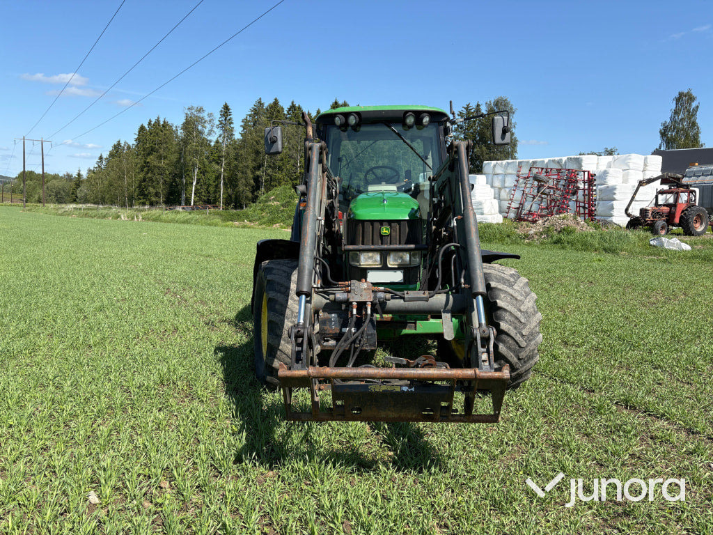 John Deere 6420 - Tracteur agricole: photos 5 John Deere 6420 - Tracteur agricole: photos 5
