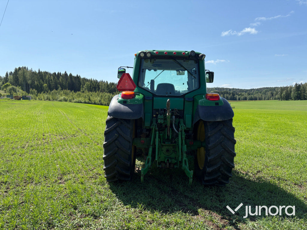 John Deere 6420 - Tracteur agricole: photos 3 John Deere 6420 - Tracteur agricole: photos 3