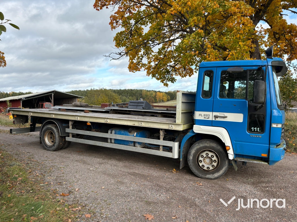 Lastbil - Volvo FL6 4X2 - Camion plateau: photos 4 Lastbil - Volvo FL6 4X2 - Camion plateau: photos 4