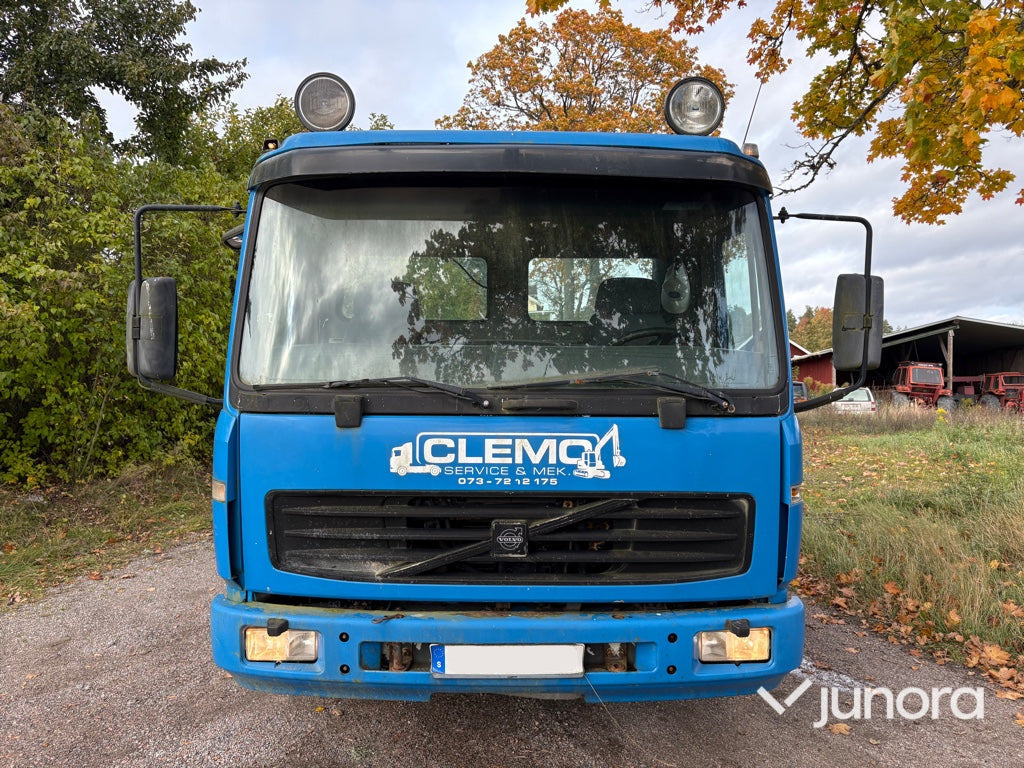 Lastbil - Volvo FL6 4X2 - Camion plateau: photos 2 Lastbil - Volvo FL6 4X2 - Camion plateau: photos 2