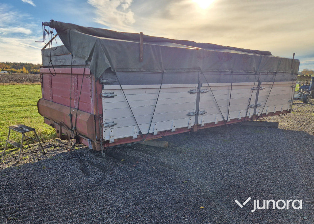 Lastbilsflak - Carrosserie plateau: photos 1 Lastbilsflak - Carrosserie plateau: photos 1