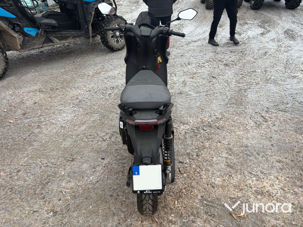 Motorcykel - SEAT, MO Escooter 125 - Motocyclette: photos 4 Motorcykel - SEAT, MO Escooter 125 - Motocyclette: photos 4