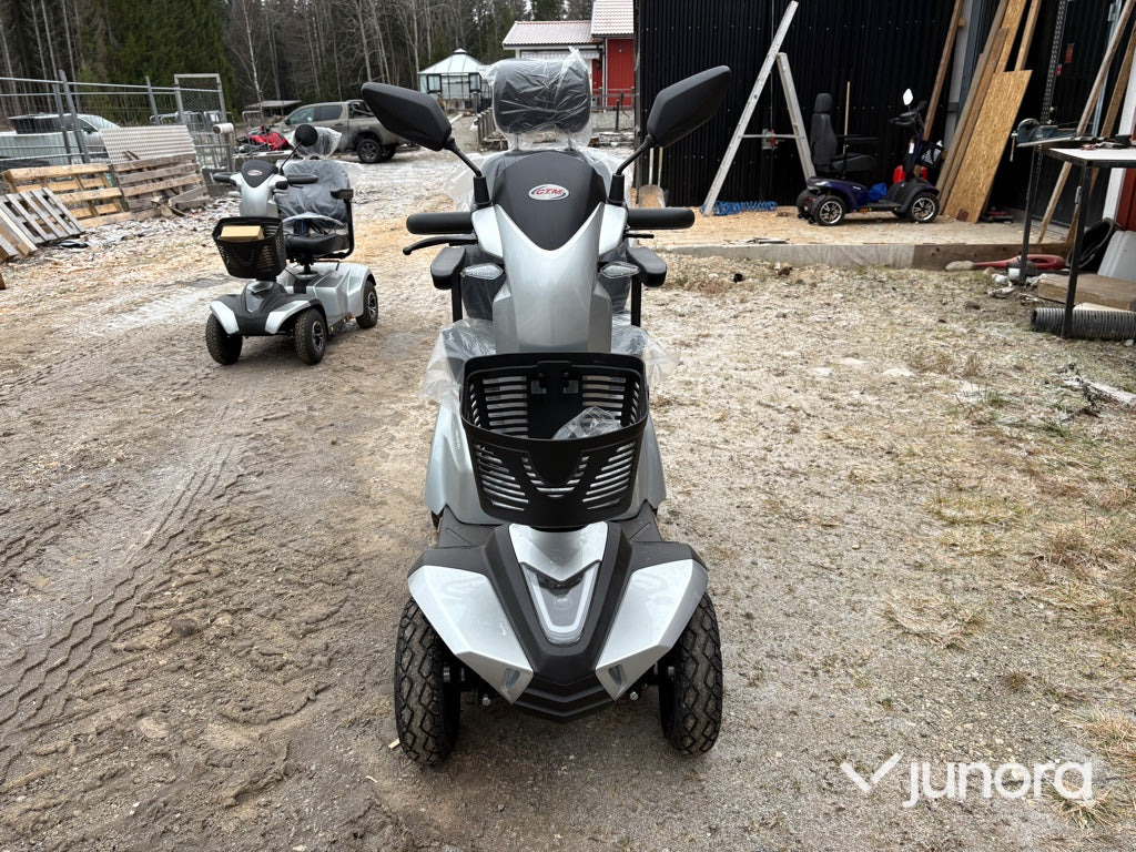 Promenadskoter - C.T.M HS-828 - Motocyclette: photos 2 Promenadskoter - C.T.M HS-828 - Motocyclette: photos 2