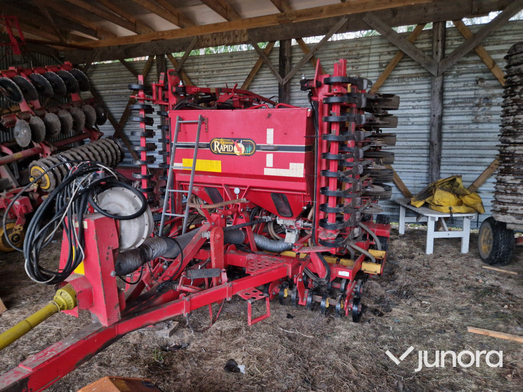 Såmaskin - Väderstad Rapid 600 P - Semoir: photos 1 Såmaskin - Väderstad Rapid 600 P - Semoir: photos 1