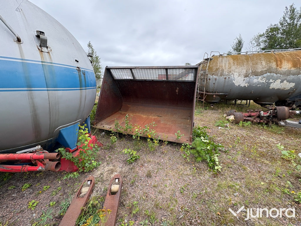 Godet pour chargeur Skopa - Volvo BM: photos 9 Godet pour chargeur Skopa - Volvo BM: photos 9