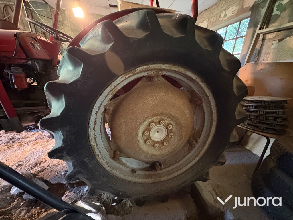 Tracteur agricole Traktor - Ferguson, Grålle: photos 21