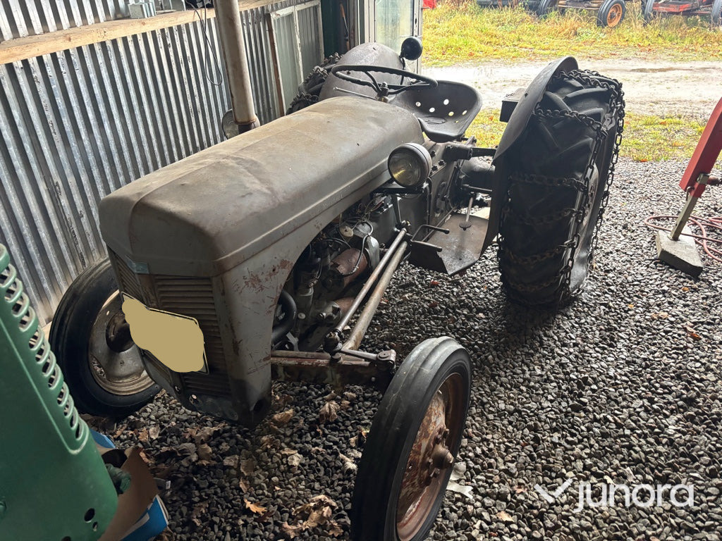 Traktor - Massey Ferguson TEA20 (Grålle) - Tracteur agricole: photos 3 Traktor - Massey Ferguson TEA20 (Grålle) - Tracteur agricole: photos 3