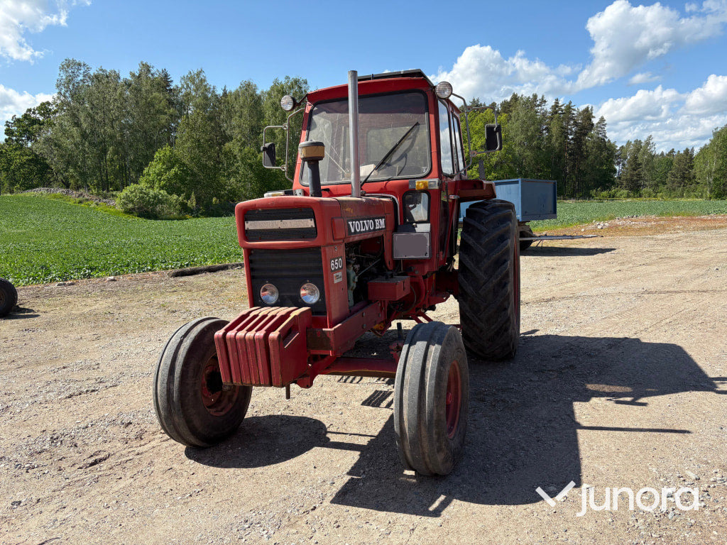 Traktor Volvo BM T 650 - Tracteur agricole: photos 5 Traktor Volvo BM T 650 - Tracteur agricole: photos 5