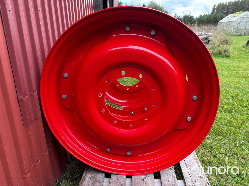 Traktorfälgar - Gripen Wheels - Jante pour Machine agricole: photos 2 Traktorfälgar - Gripen Wheels - Jante pour Machine agricole: photos 2