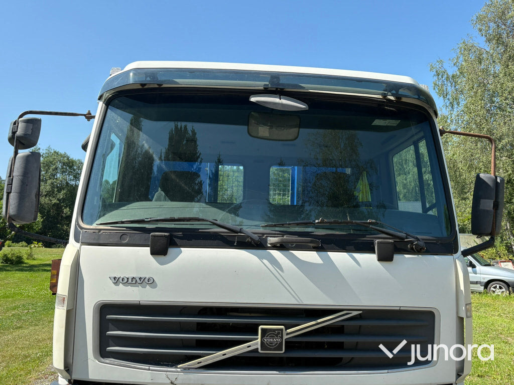 Volvo Maskintransport FL6 H 4*2 - Camion plateau: photos 4 Volvo Maskintransport FL6 H 4*2 - Camion plateau: photos 4