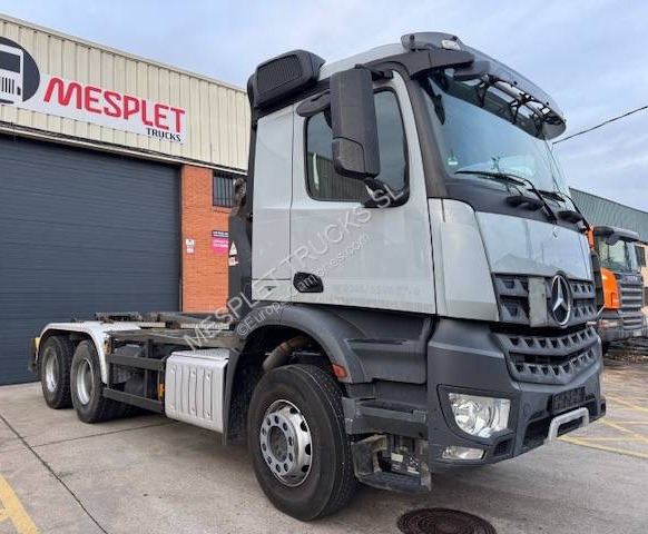 Mercedes Arocs 2643 - Camion ampliroll: photos 2 Mercedes Arocs 2643 - Camion ampliroll: photos 2